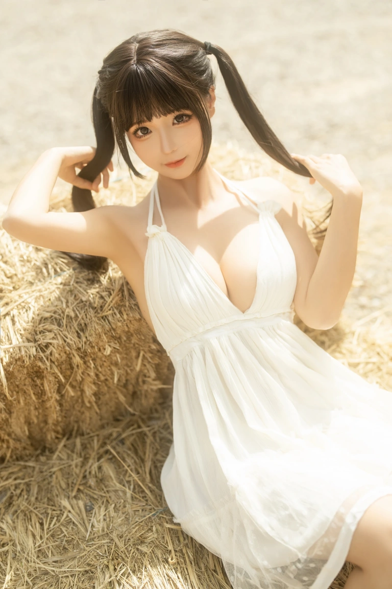 《咖啡厅》｜蠢沫沫 · 12张写真