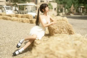 《咖啡厅》｜蠢沫沫 · 12张写真