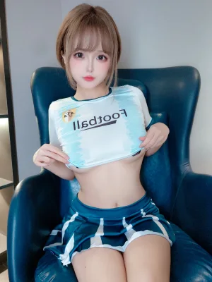 《足球宝贝》｜日奈娇(椎名莜) · 60张写真、5 个视频