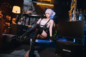 《代号007》｜日奈娇(椎名莜) · 166张写真、5 个视频