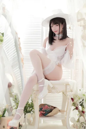 《白女巫》｜雯仔不讲道理 · 34张写真