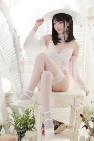 《白女巫》｜雯仔不讲道理 · 34张写真