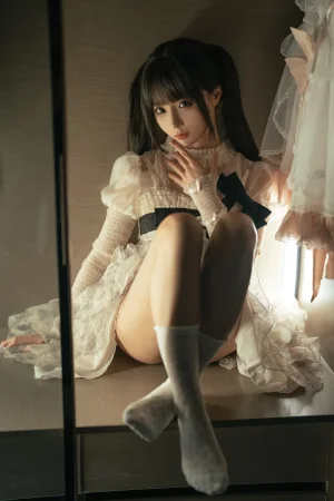《柜中她》｜蠢沫沫 · 9张写真