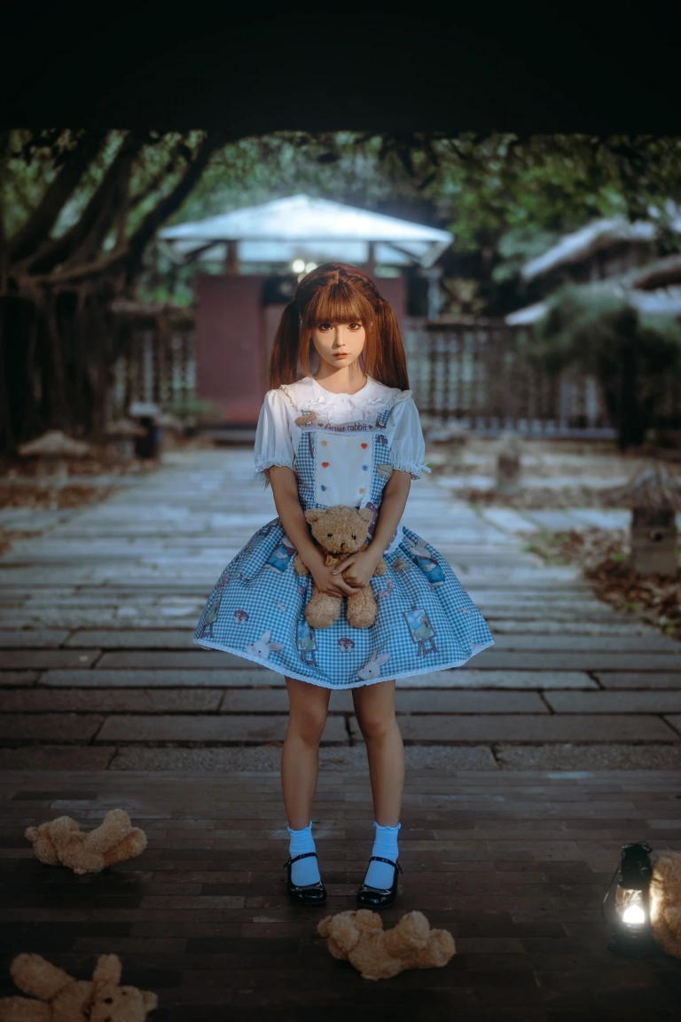 《人偶》｜蠢沫沫 · 16张写真