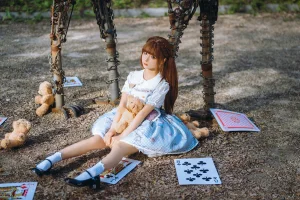 《人偶》｜蠢沫沫 · 16张写真