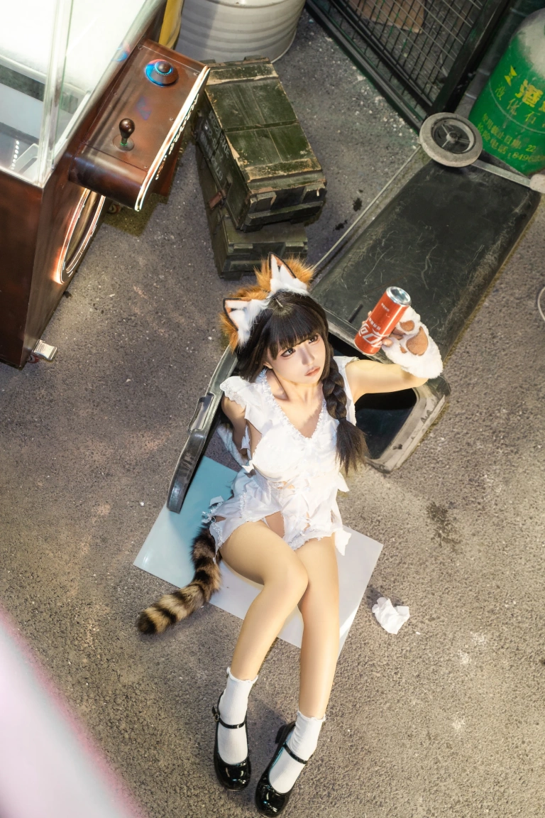 《娃娃机》｜蠢沫沫 · 85张写真
