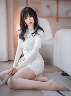 《NO.25 – 吉他妹妹肉丝套》｜轩萧学姐 · 61张写真