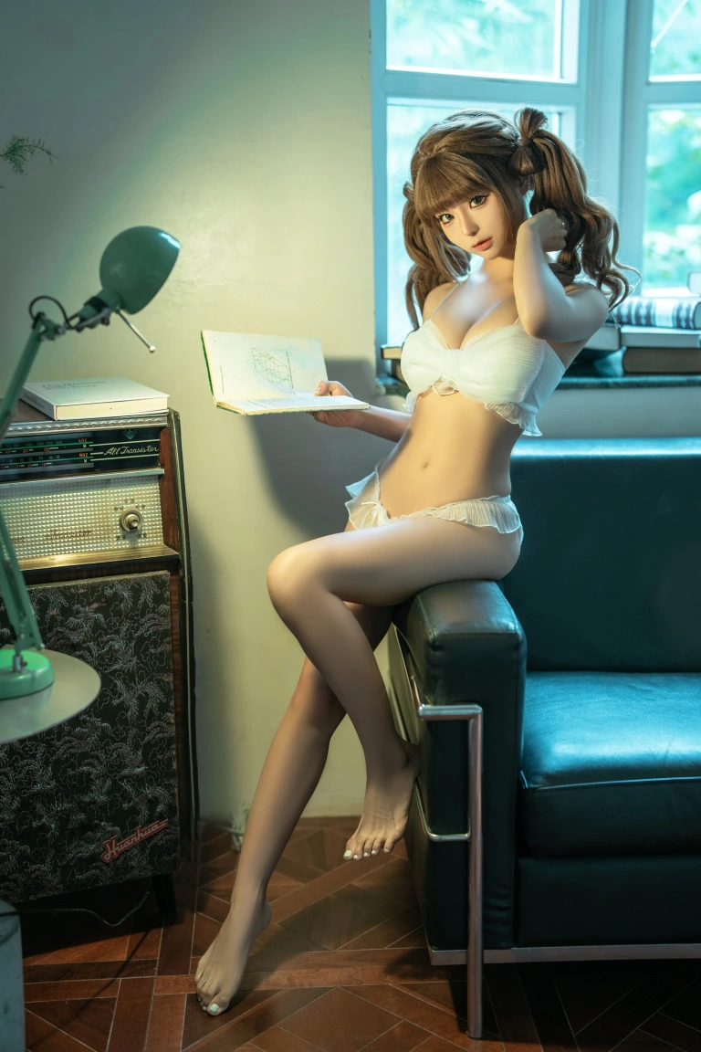 《睡衣》｜蠢沫沫 · 18张写真