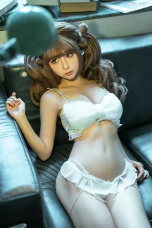 《睡衣》｜蠢沫沫 · 18张写真