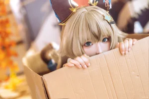 《二月T3订阅《绮良良》｜蠢沫沫 · 30张写真
