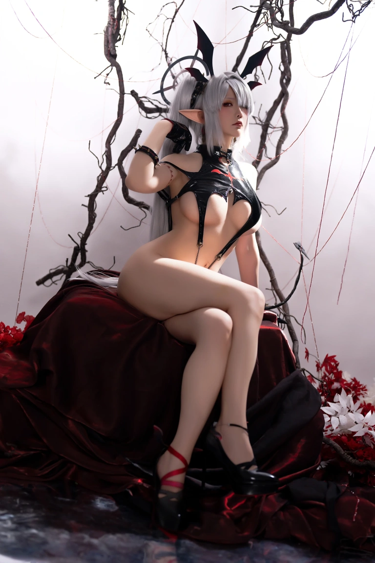 《碧蓝档案BA写真本《Erotopia》 银镜伊织》｜星之迟迟 · 58张写真