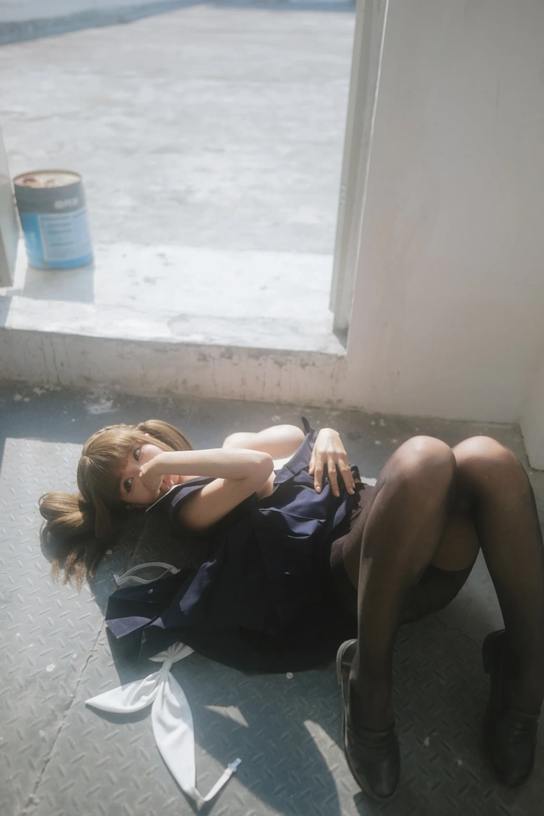 《二月T3订阅《午后》｜蠢沫沫 · 45张写真