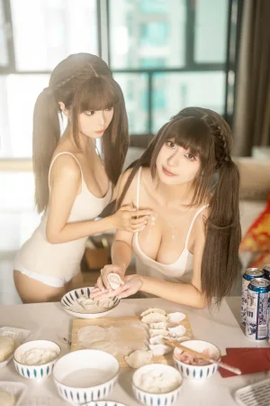 《双人新年贺岁》｜蠢沫沫&浅安安 · 103张写真