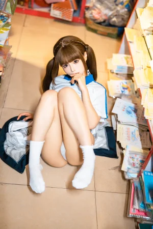 《三月T3订阅《蠢沫沫奇遇记》③》｜蠢沫沫 · 104张写真