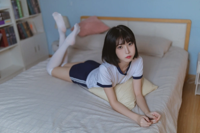 《放学回家》｜许岚 · 31张写真