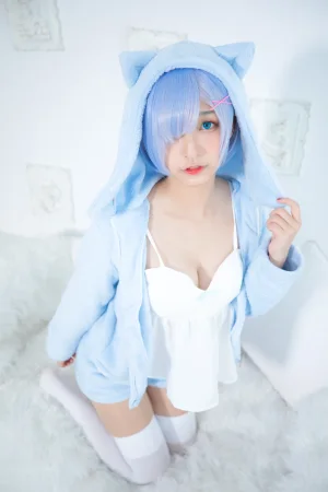 《第二季 序号8：蕾姆《Milk by blue》》｜神楽坂真冬 · 150张写真