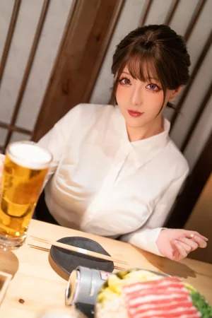 《2025年02月计划G 不胜酒力的新人后辈》｜星之迟迟 · 103张写真、1 个视频