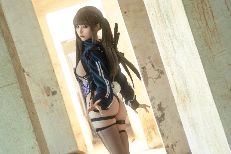 《四月T3赠品《废墟》》｜蠢沫沫 · 11张写真