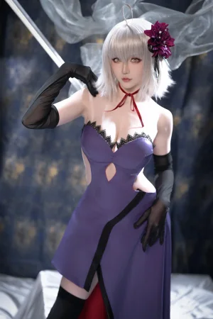 《2025年5月计划B FGO 黑贞德alter嘉年华礼服》｜星之迟迟 · 33张写真
