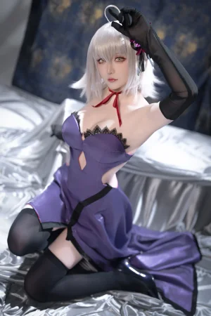 《2025年5月计划B FGO 黑贞德alter嘉年华礼服》｜星之迟迟 · 33张写真