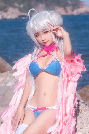 《可畏泳装》｜蠢沫沫 · 41张写真