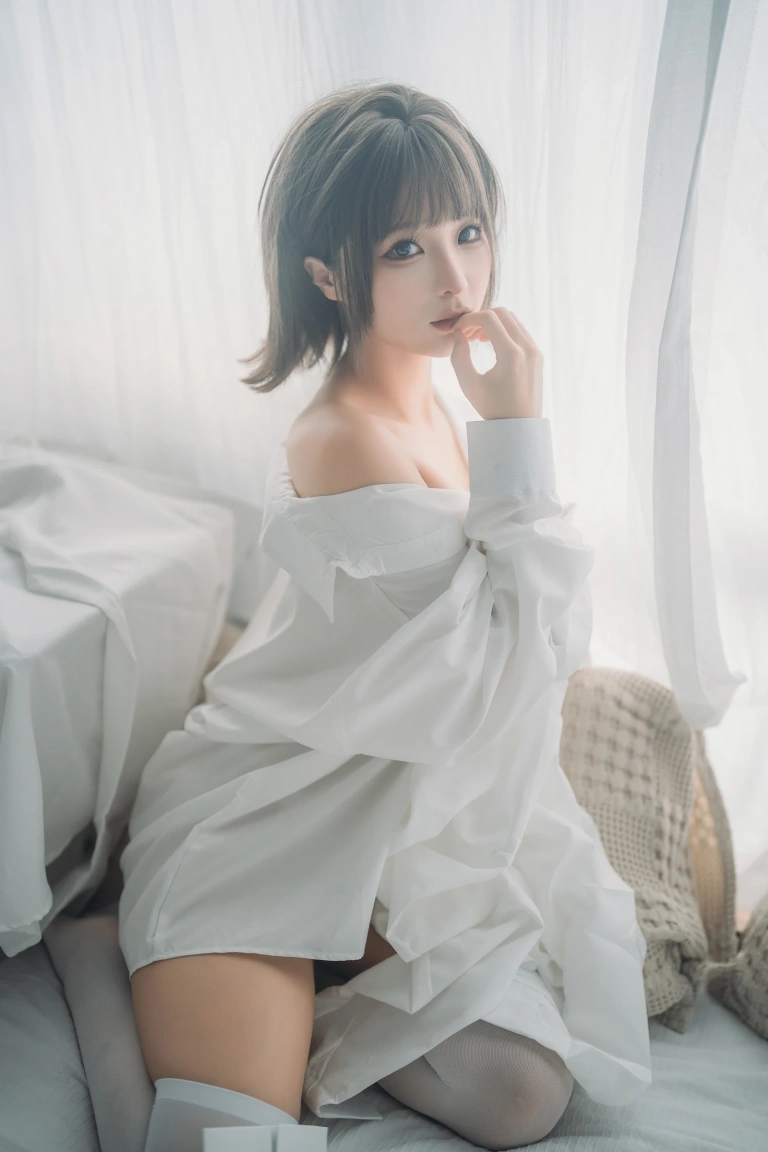 《衬衫窝》｜蠢沫沫 · 42张写真