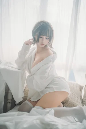 《衬衫窝》｜蠢沫沫 · 42张写真