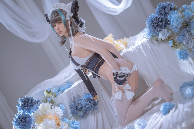 《2025年08月计划D 碧蓝航线 柴郡 [55P1V-723MB]》｜星之迟迟 · 55张写真、1 个视频