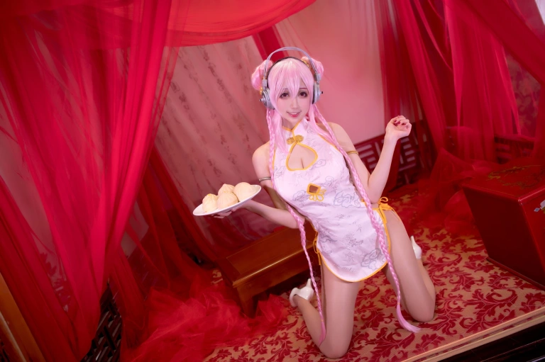 《旗袍索尼子》｜周叽是可爱兔兔 · 14张写真