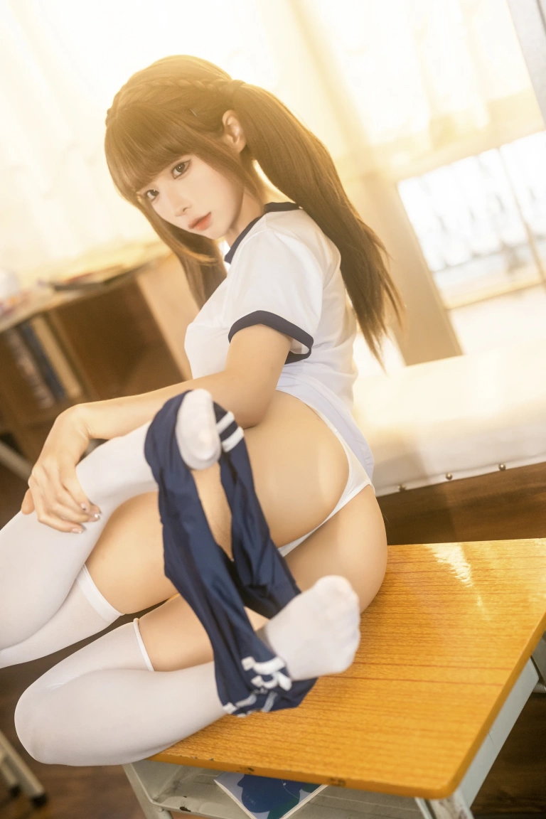 《体操室》｜蠢沫沫 · 104张写真