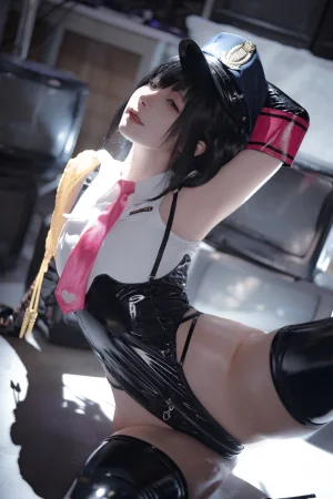 《沙希女警》｜蠢沫沫 · 147张写真
