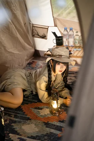 《露营》｜蠢沫沫 · 53张写真