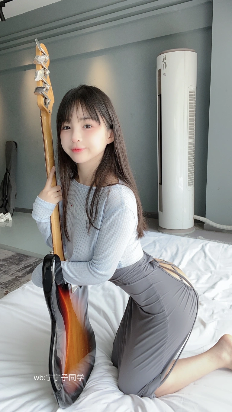 《吉他妹妹》｜桜井宁宁 · 66张写真、3 个视频