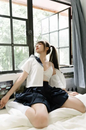 《小歇》｜蠢沫沫 · 99张写真