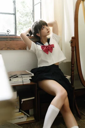 《小歇》｜蠢沫沫 · 99张写真