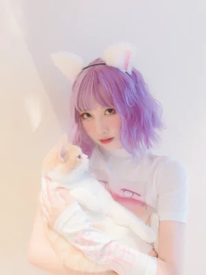 《养猫守则》｜念雪 · 36张写真