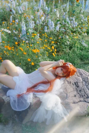 《花丛婚纱》｜蠢沫沫 · 67张写真