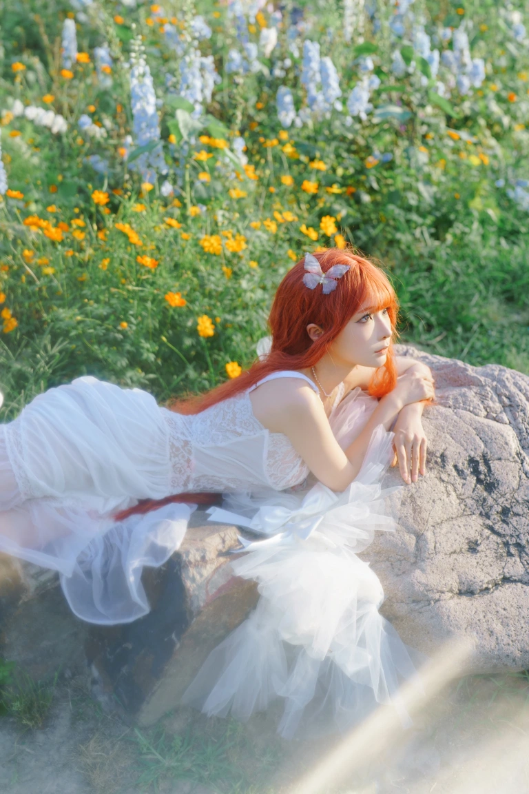 《花丛婚纱》｜蠢沫沫 · 67张写真