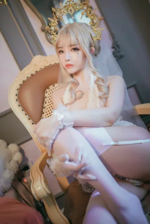 《圣母》｜雯仔不讲道理 · 38张写真