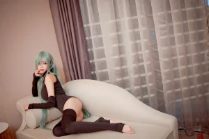 《伊丽莎白连体衣》｜周叽是可爱兔兔 · 15张写真