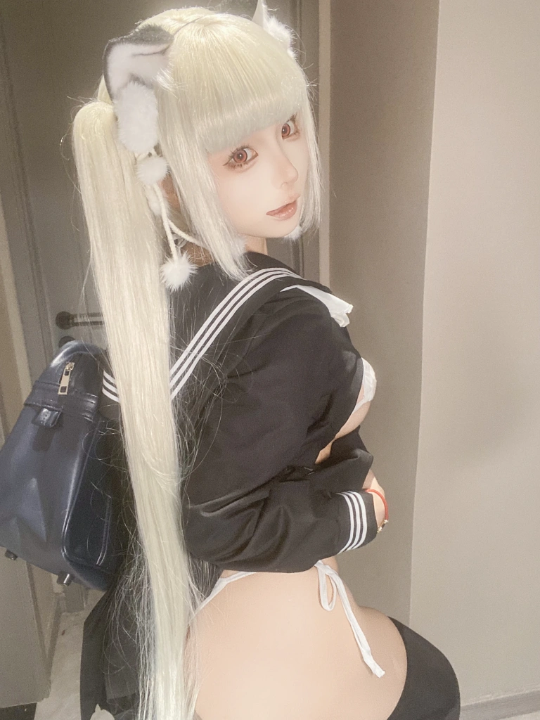 《2025年07月 朋友圈自拍》｜蠢沫沫 · 83张写真