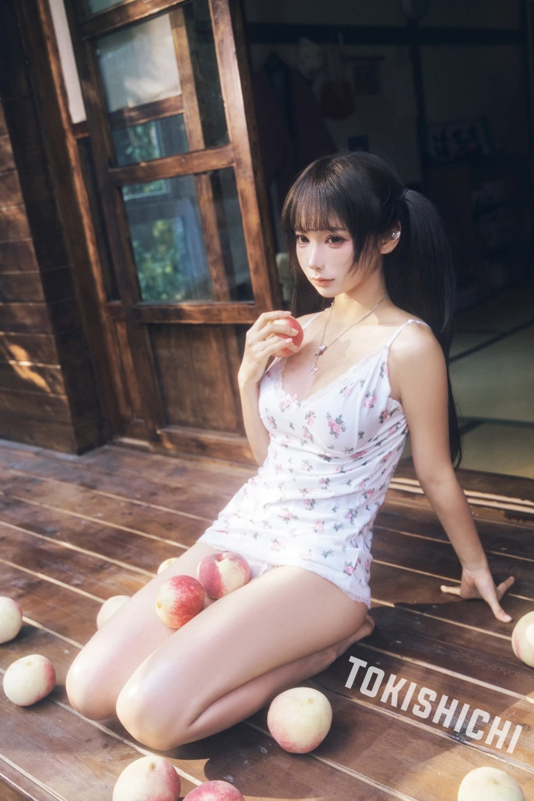 《桃子》｜蠢沫沫 · 41张写真