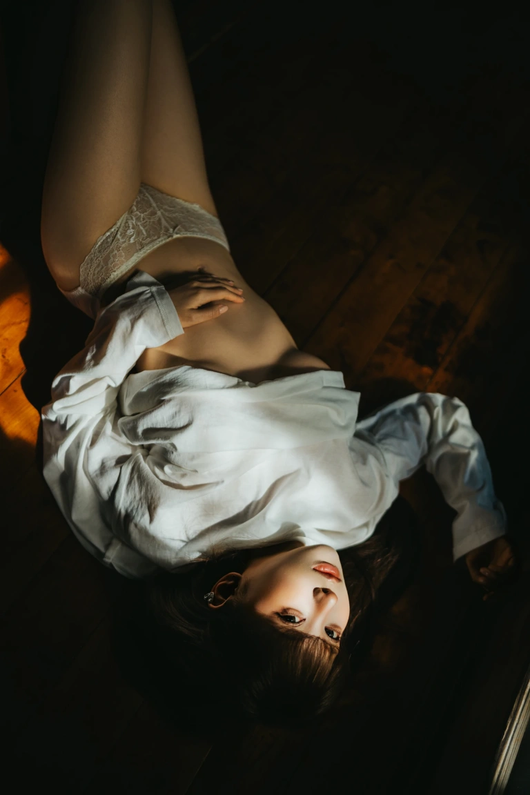 《牛奶》｜蠢沫沫 · 22张写真