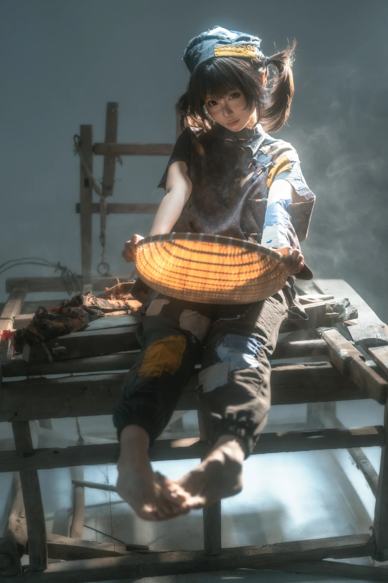 《叫兽 小乞丐》｜蠢沫沫 · 23张写真、1 个视频