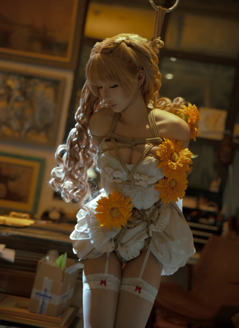 《向日葵绳》｜蠢沫沫 · 17张写真