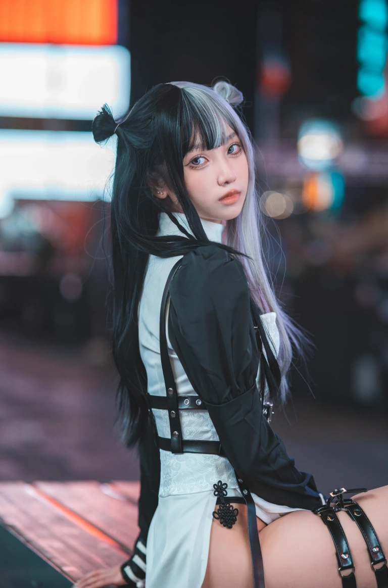 《中式赛博》｜果咩酱 · 13张写真