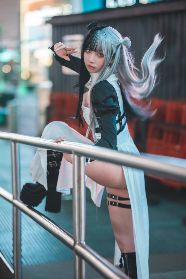 《中式赛博》｜果咩酱 · 13张写真