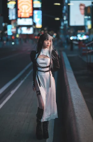 《中式赛博》｜果咩酱 · 13张写真