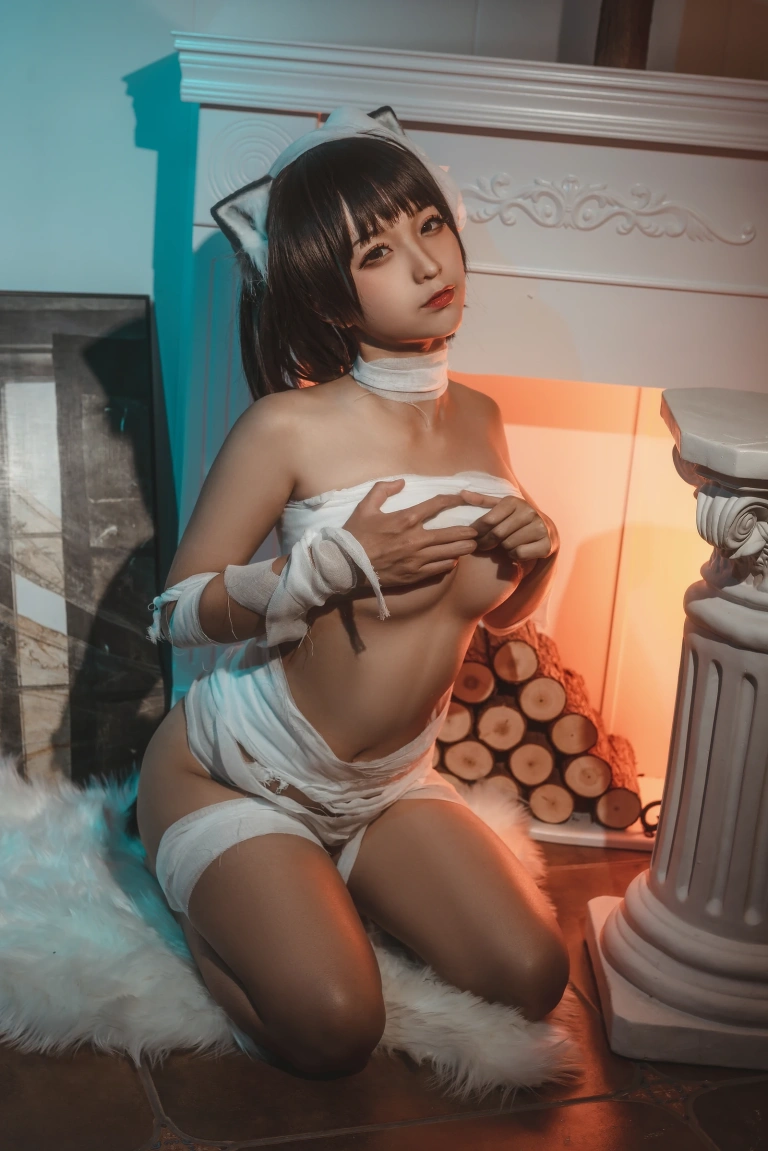 《绷带猫》｜蠢沫沫 · 40张写真