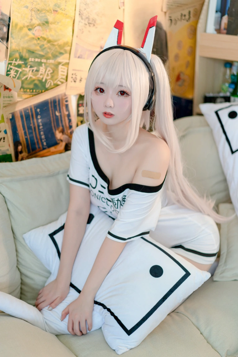 《碧蓝航线》｜蠢沫沫 · 40张写真